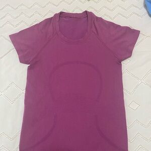 purple lululemon swiftly tech